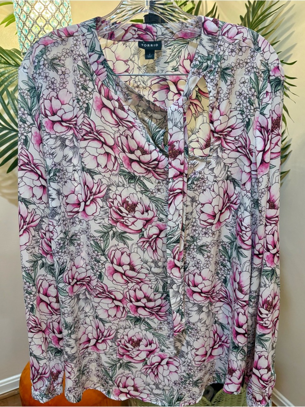 torrid Pink & Green Floral Tie-Neck Blouse